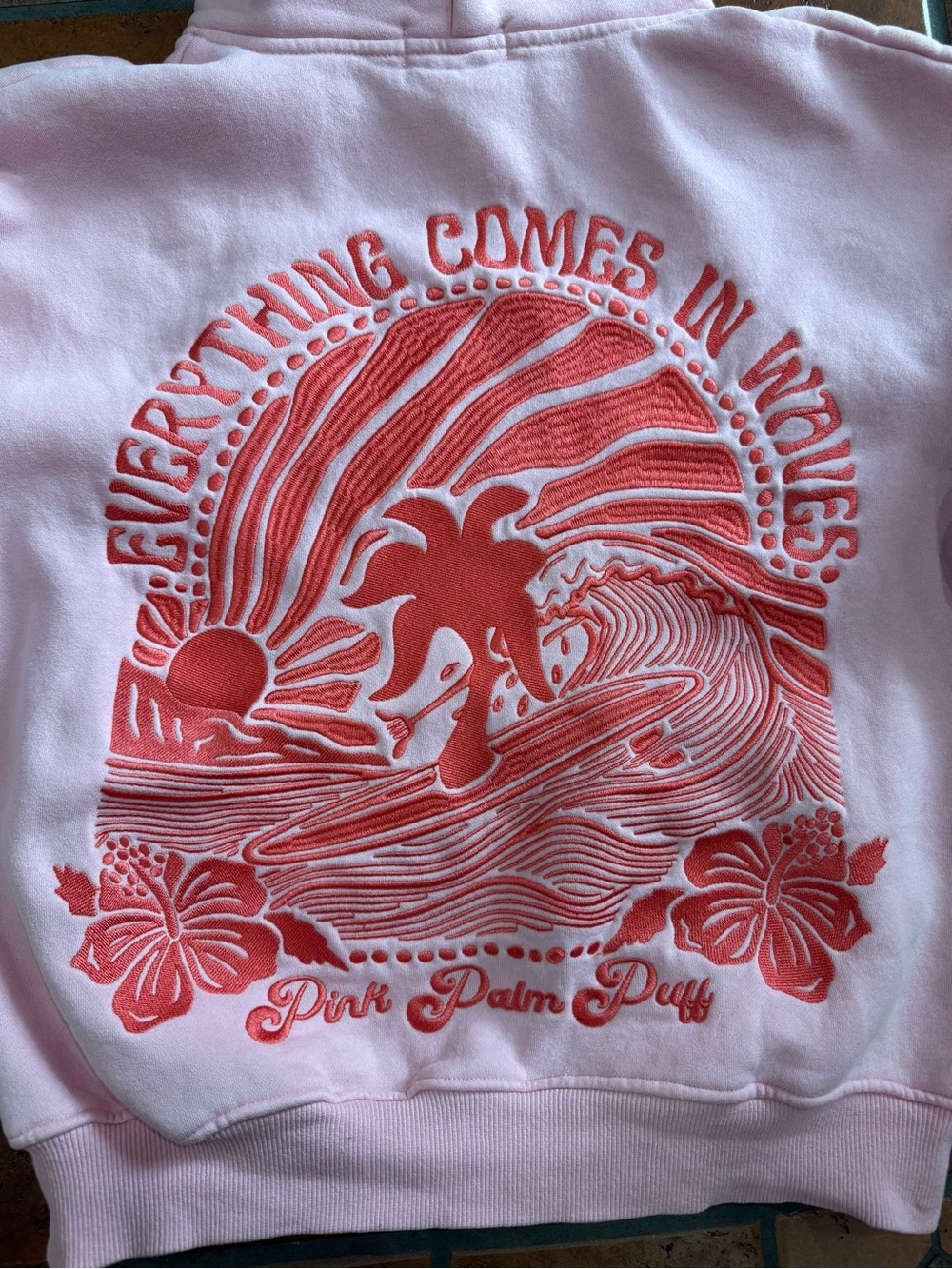 Pink Palm Puff Pink Embroidered “Everything Comes In Waves” Sweatshirt Size XS - Picture 4 of 8